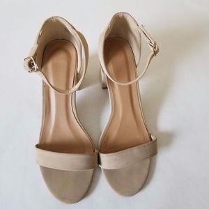 Bamboo Highlight O6S Tan Heeled Shoes